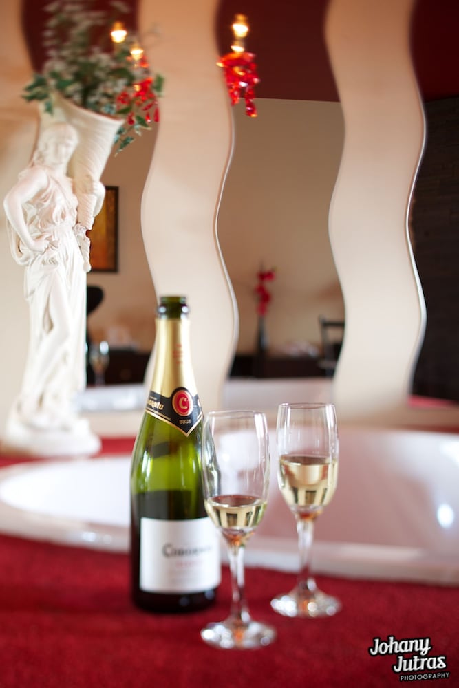 Suite (Valentine) photo 3