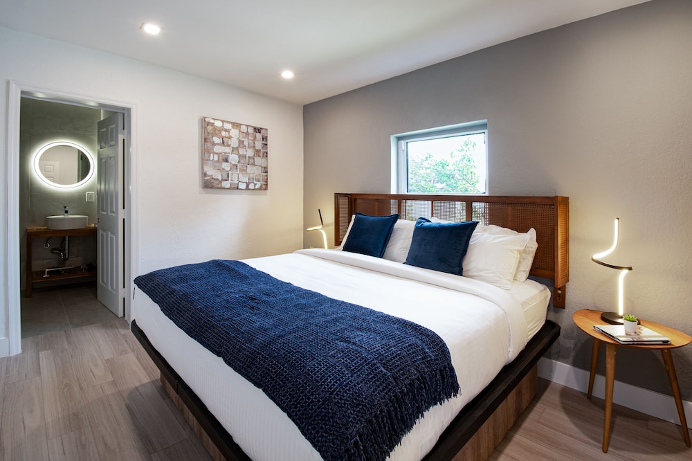 Three Bedroom Suite photo 3