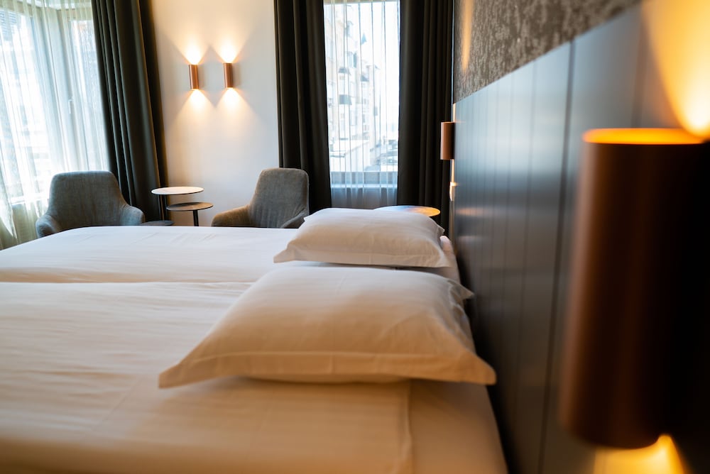 Signature Twin Room photo 3