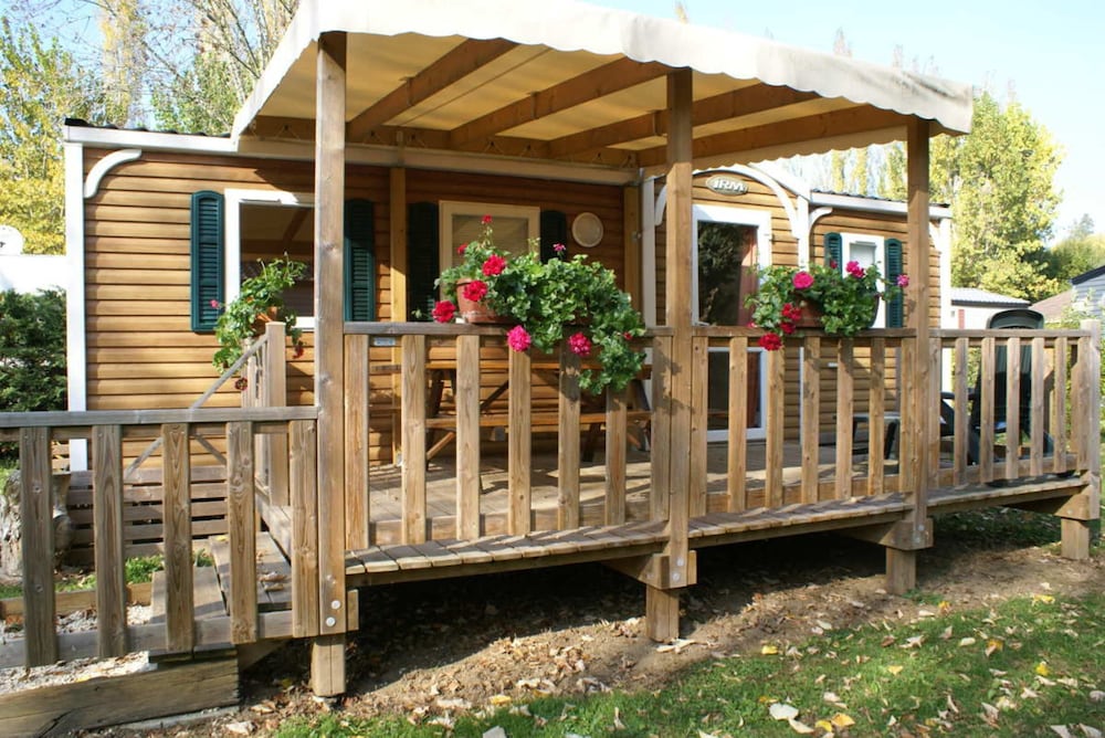 Mobile Home, 3 Bedrooms photo 2