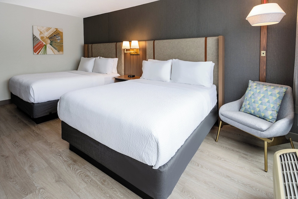Standard Room, 2 Queen Beds (High Floor) photo 2