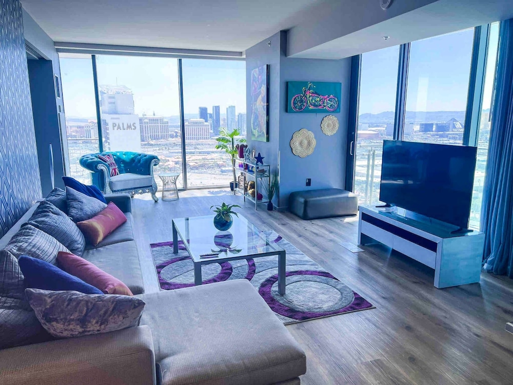 Panoramic Strip Views Open Balcony Free Parking High Floor Sleeps 4, Φωτογραφία 26