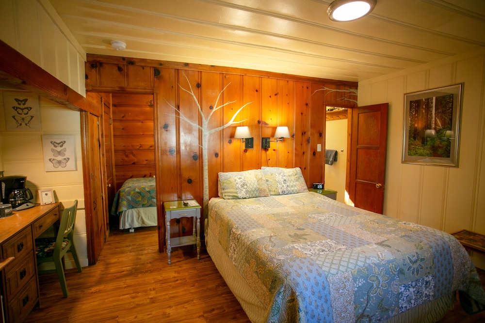 Woodland Room