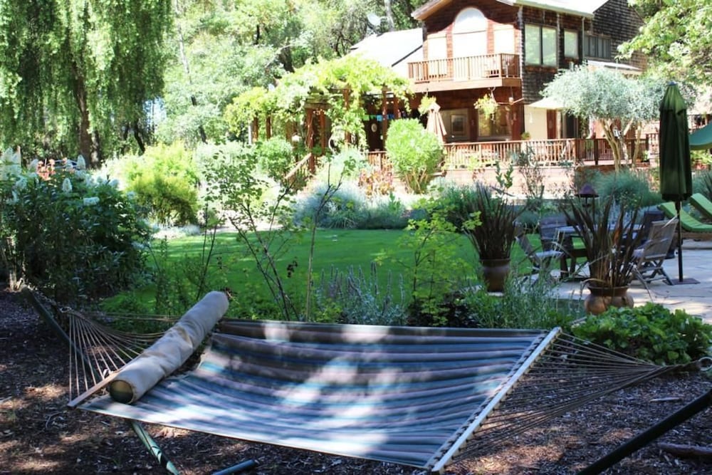 House, Multiple Beds (Glen Cameron) photo 2