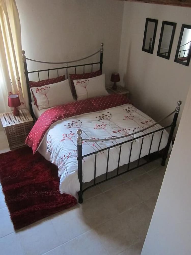 Double Room (Classic) photo 1