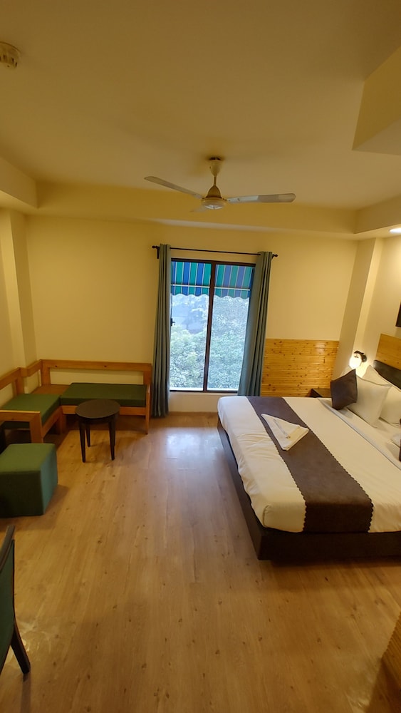 Twin Room - Photo 1
