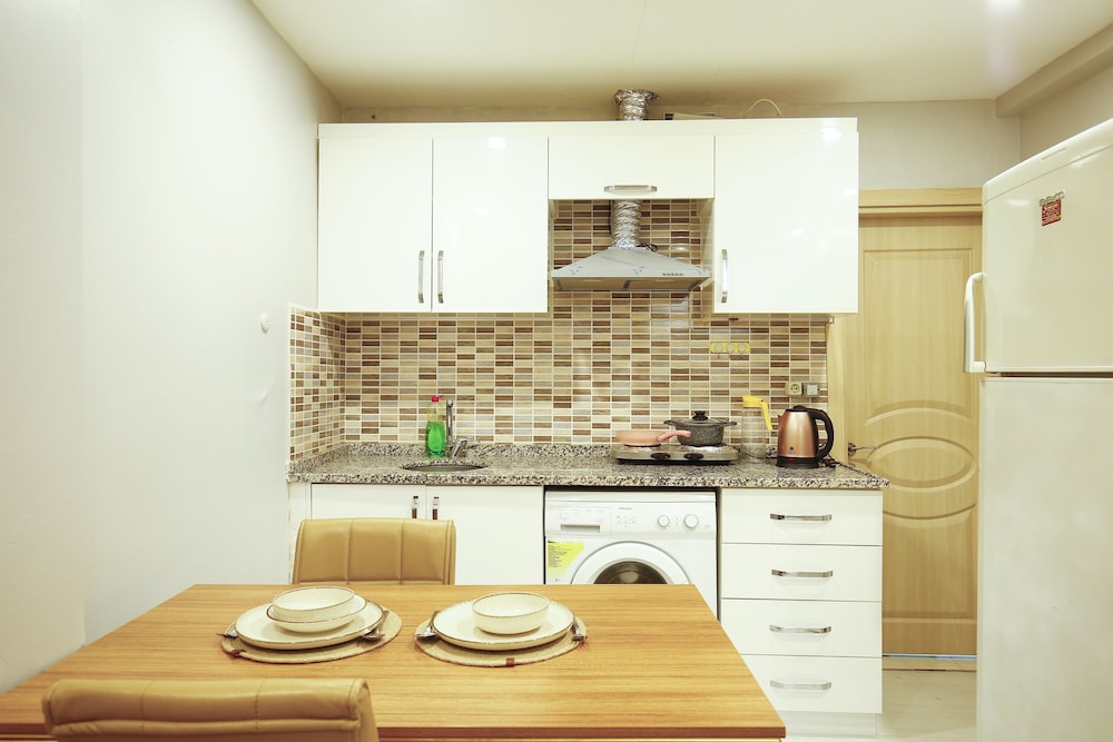 Studio, 1 Queen Bed, Non Smoking, City View (Kosk bodrum Studyon 50m2 1+0) photo 2