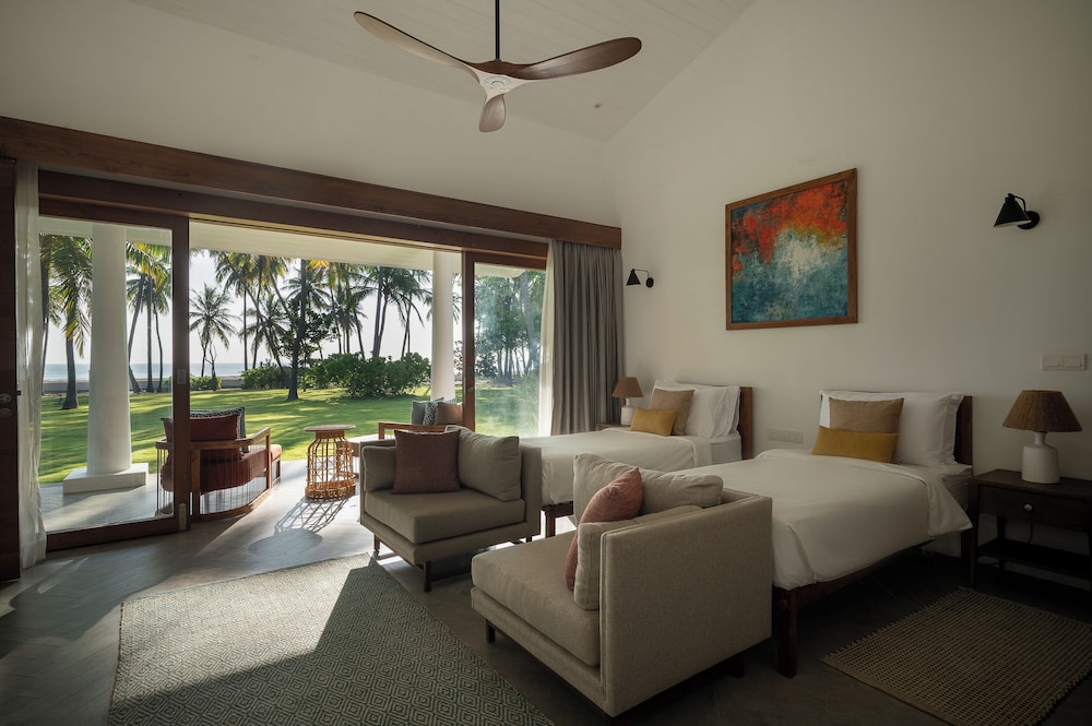Superior Double or Twin Room, Beach View