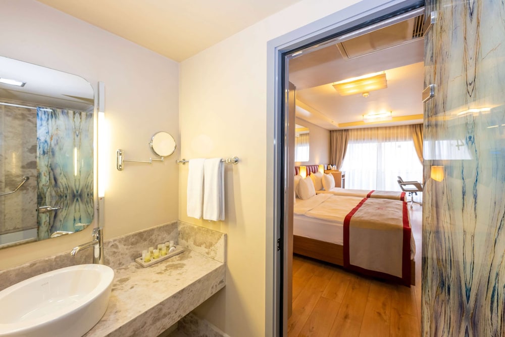Suite, 1 Twin Bed photo 1
