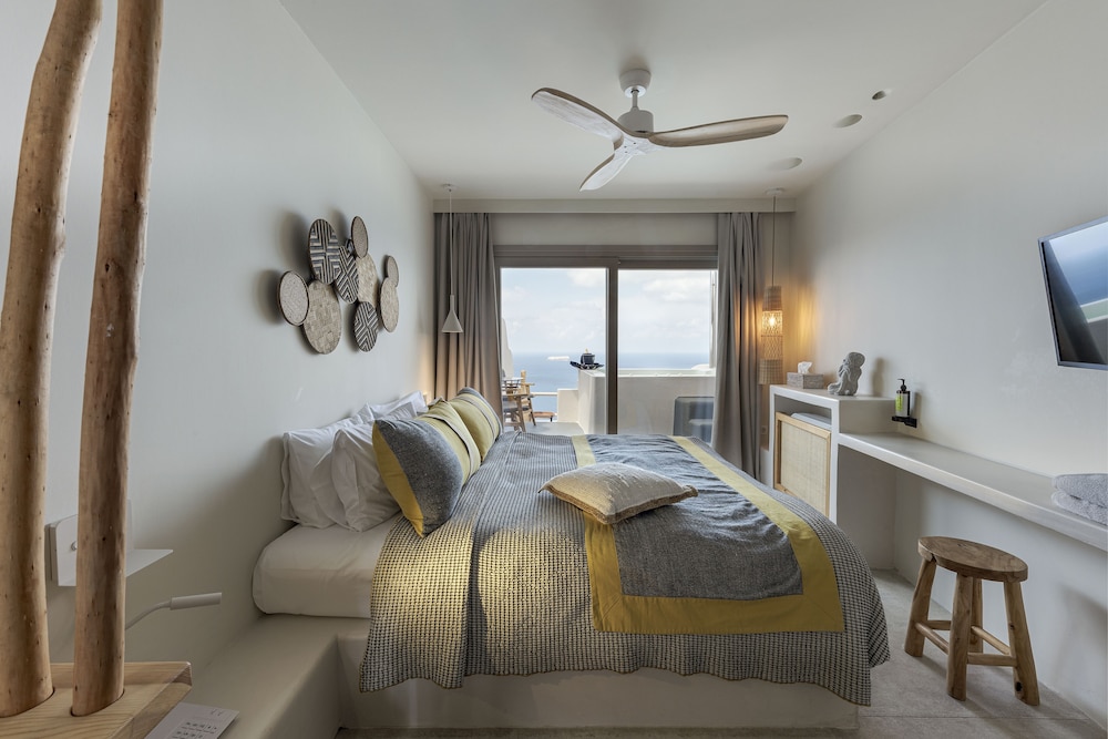 Luxury Room, Balcony (Jacuzzi)