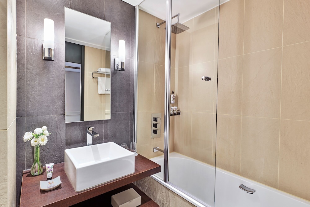 Prestige Junior Suite, terrace thumbnail 5