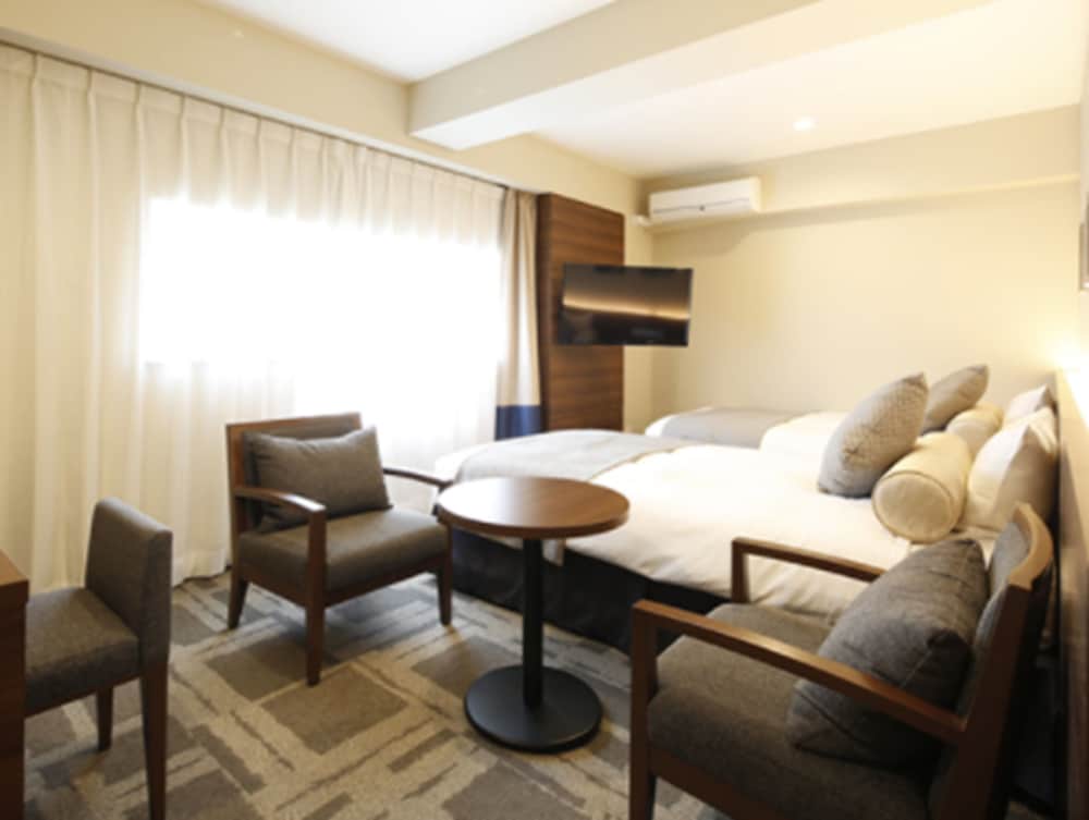 Deluxe Twin Room, Non Smoking - Photo 1