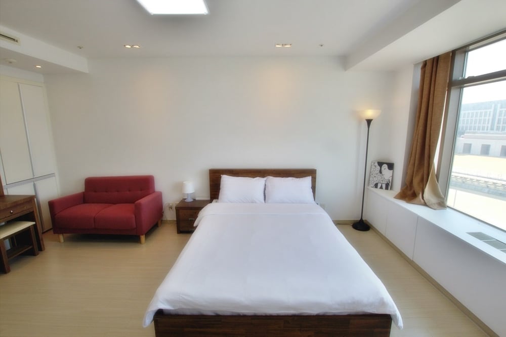 Standard Double Room, 1 Queen Bed photo 2