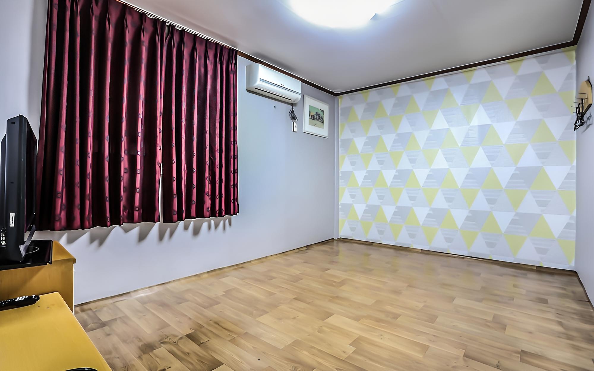 Room (Ondol (large room)) - Photo 1
