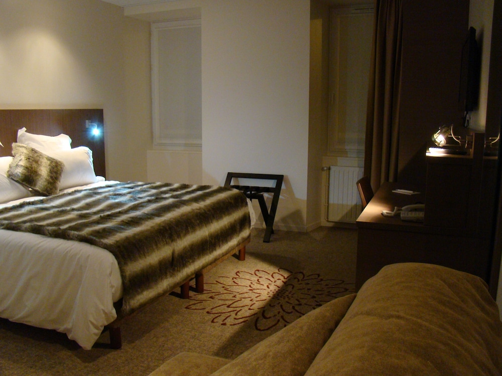 Superior Room, City View - Photo 2
