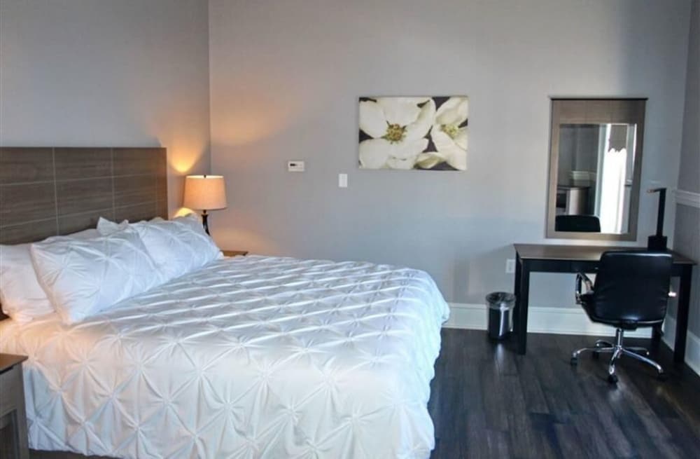 Standard Quadruple Room, Ensuite (Room Five)