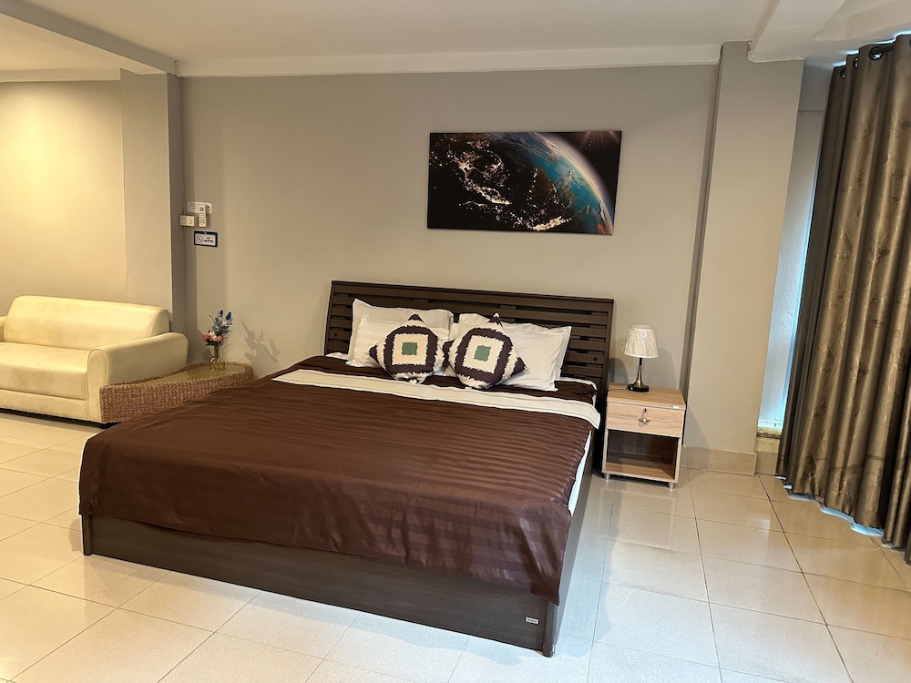 Deluxe Single Room, City View
