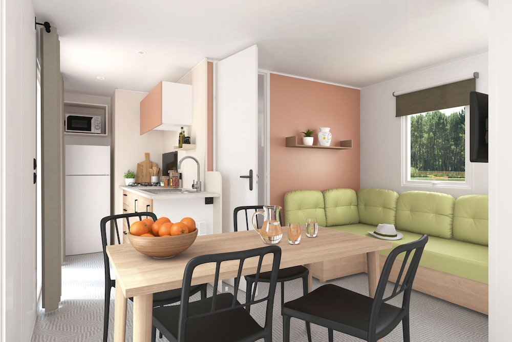 Grand Mobile Home, 3 Bedrooms, Sea View photo 2