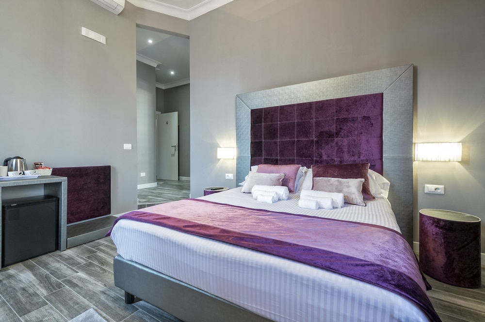 Superior Suite, City View photo 2