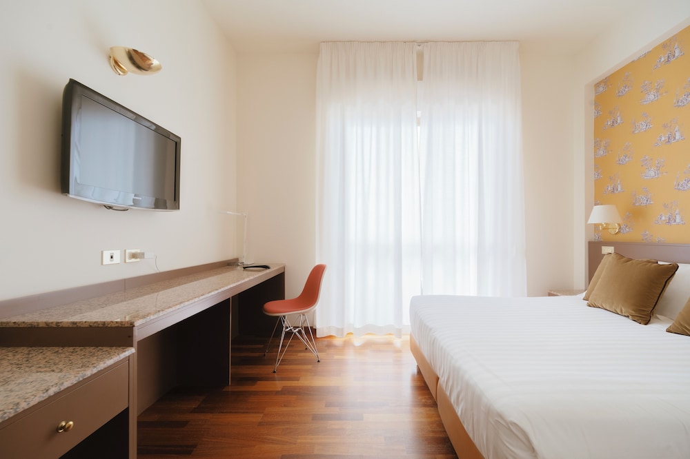 Comfort Room photo 2