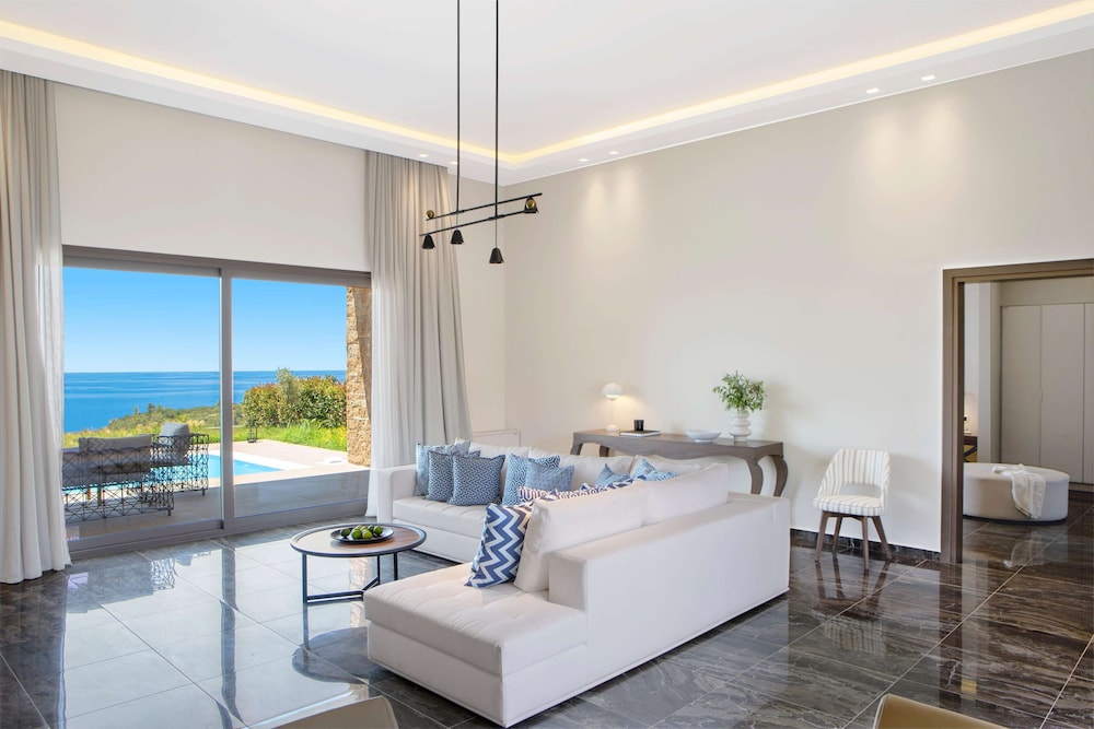 Royal Villa, 2 Bedrooms, Private Pool - Photo 21