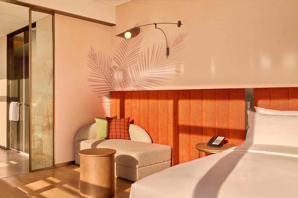 Room, 1 King Bed (Panoramic View)