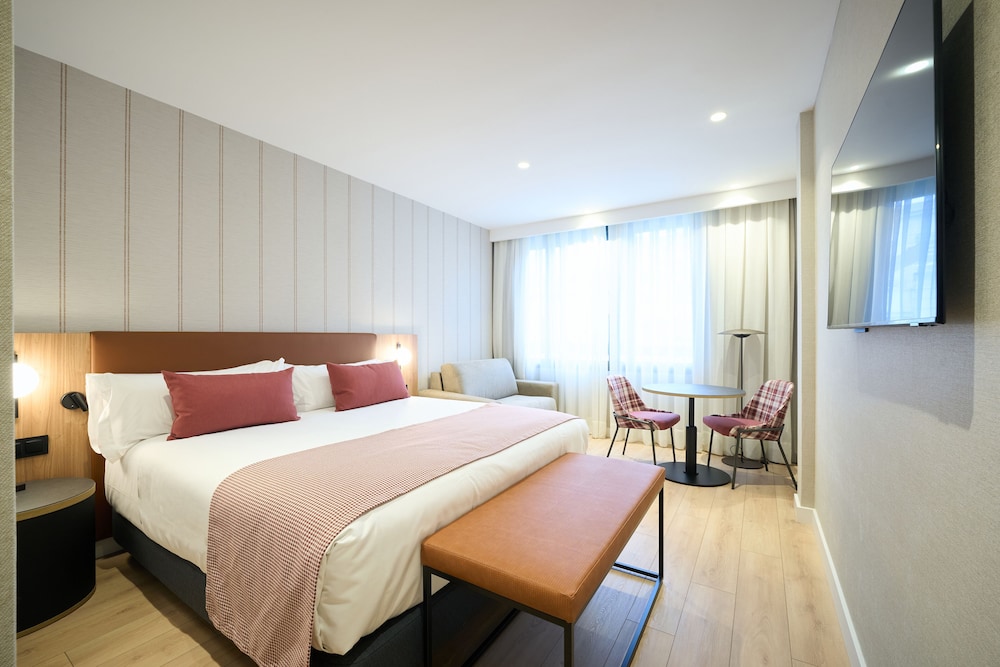 Premium Room (Superior, Single Use)