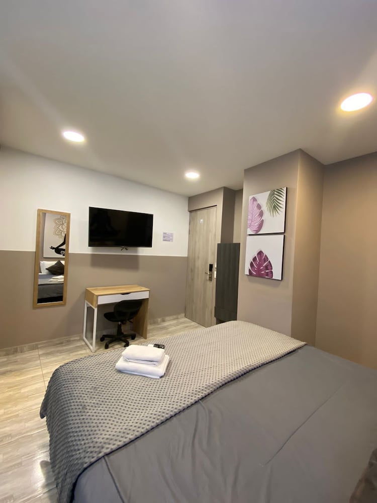 Comfort Room photo 2