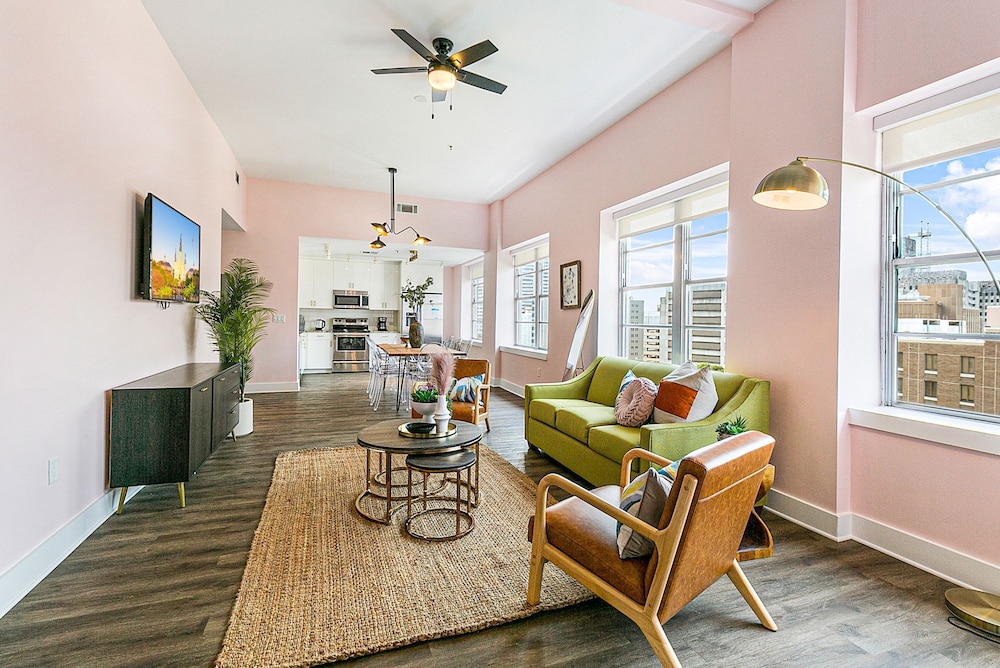 Signature Condo, 4 Bedrooms
