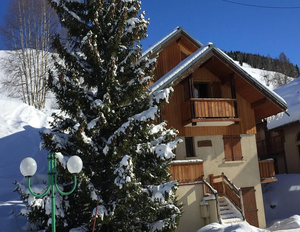 Chalet photo 1