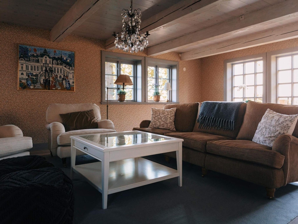 House photo 2