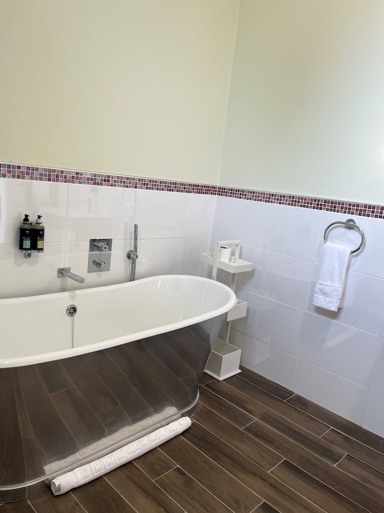 Luxury Double Room, Ensuite photo 3