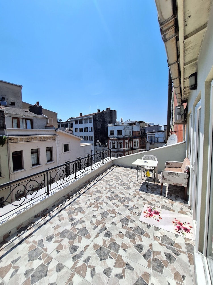 Superior Studio, Terrace photo 3