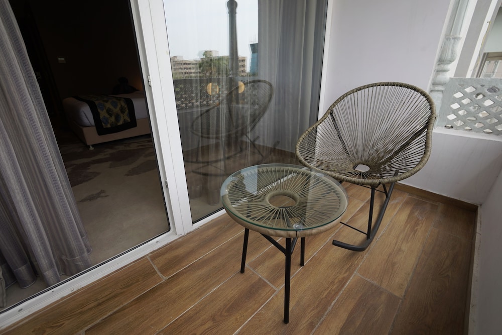 Premium Room - Photo 4