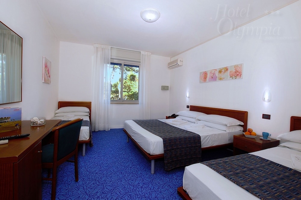 Quadruple Room photo 3