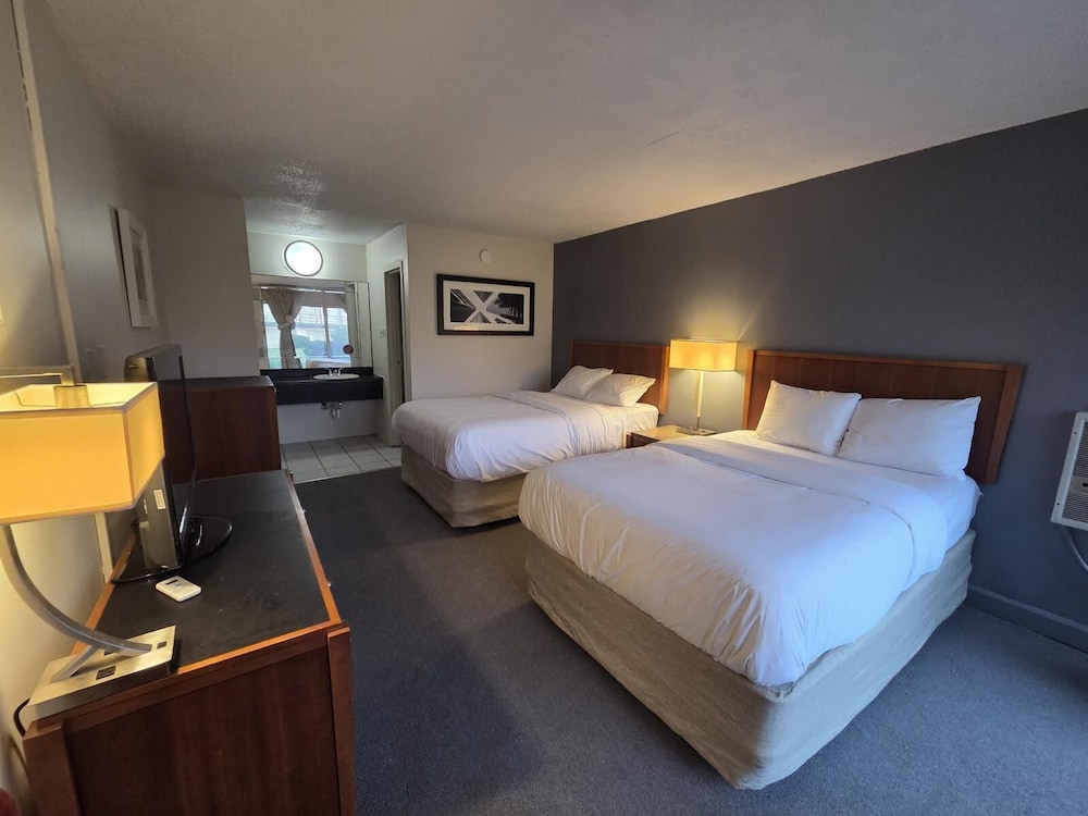 Room, 2 Twin Beds, Non Smoking photo 1