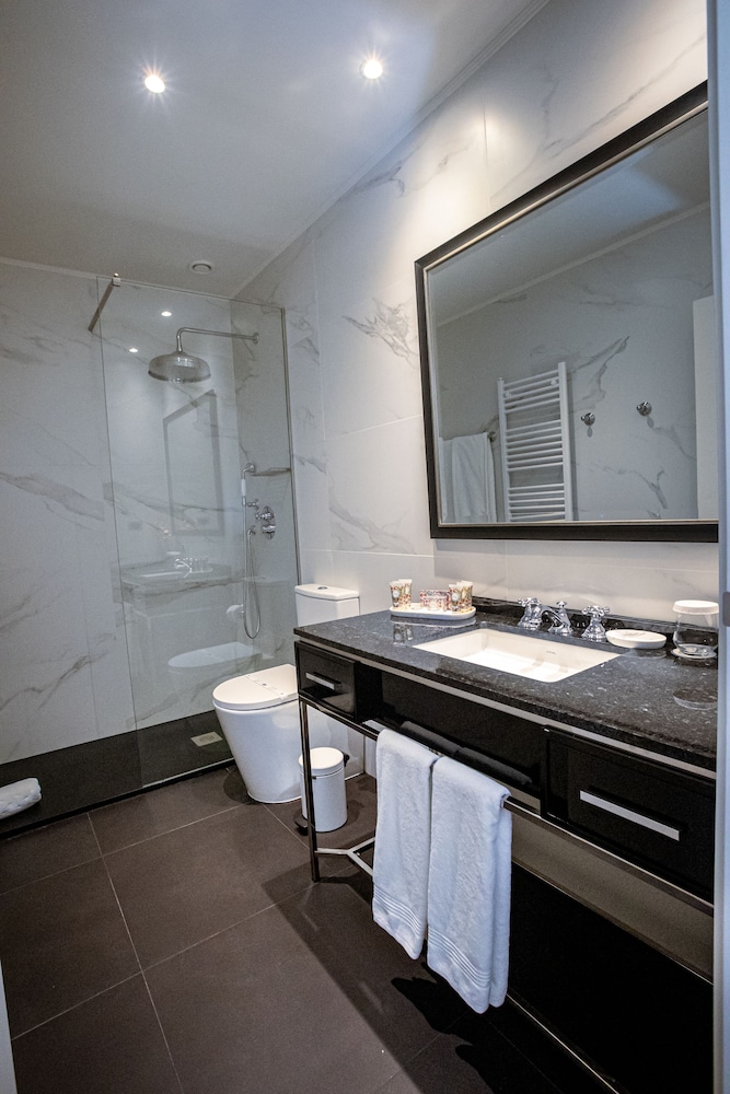 Solar do Requeijo Master Suite - Photo 12
