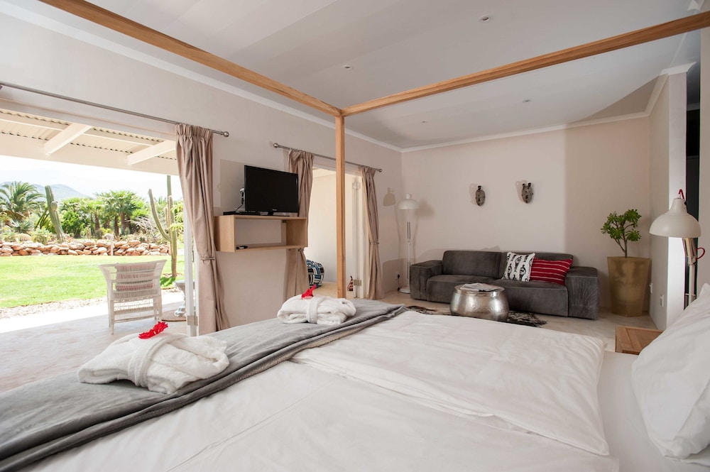 Luxury Room (Luxury Room - Garden 4) photo 3