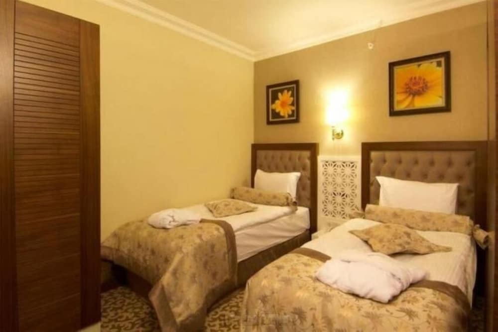 Quadruple Room photo 2