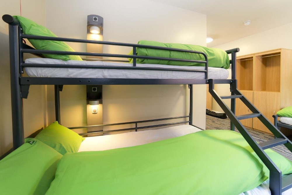 Room (3 Bed Private Including Double Bed) photo 1