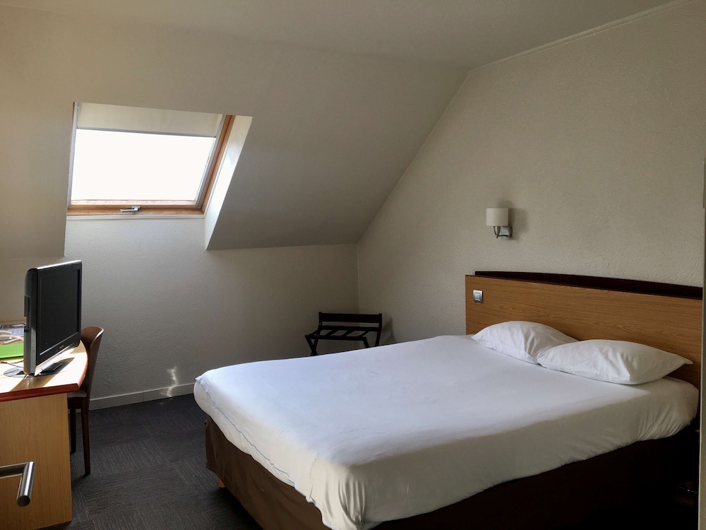 Standard Room, 1 Double Bed - Photo 4