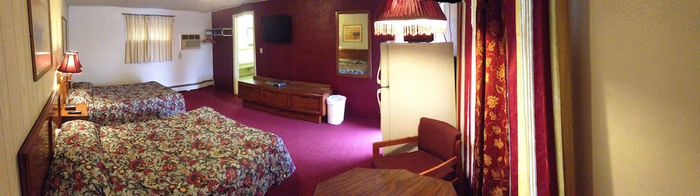 Standard Room, 2 Double Beds, Non Smoking photo 2