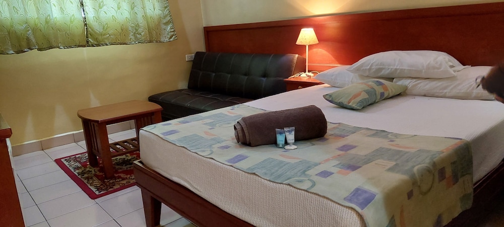 Executive Suite photo 1