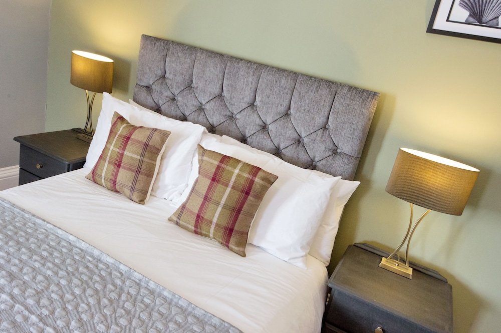 Standard Double Room, Ensuite photo 3