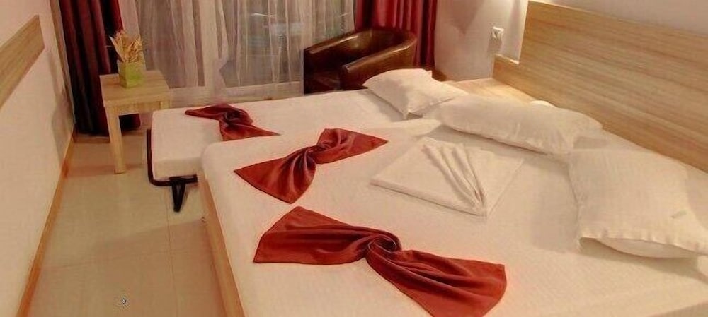 Basic Double or Twin Room photo 2
