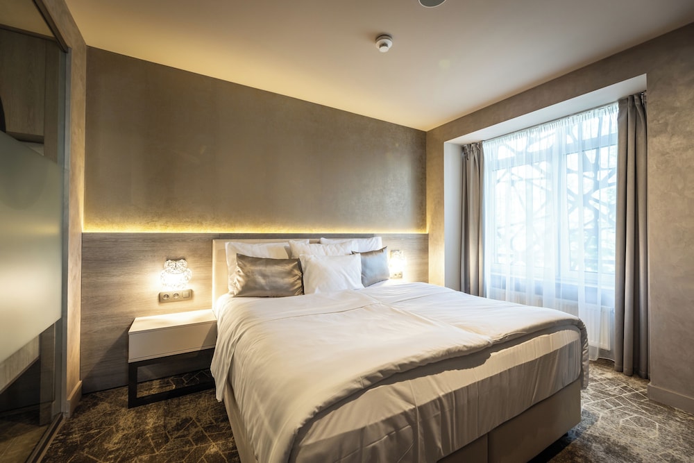 Exclusive Suite