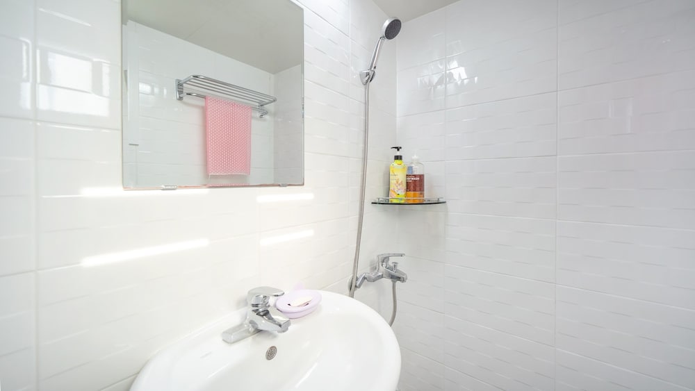Basic Room, 1 Bedroom (Moogungwha) - Photo 8