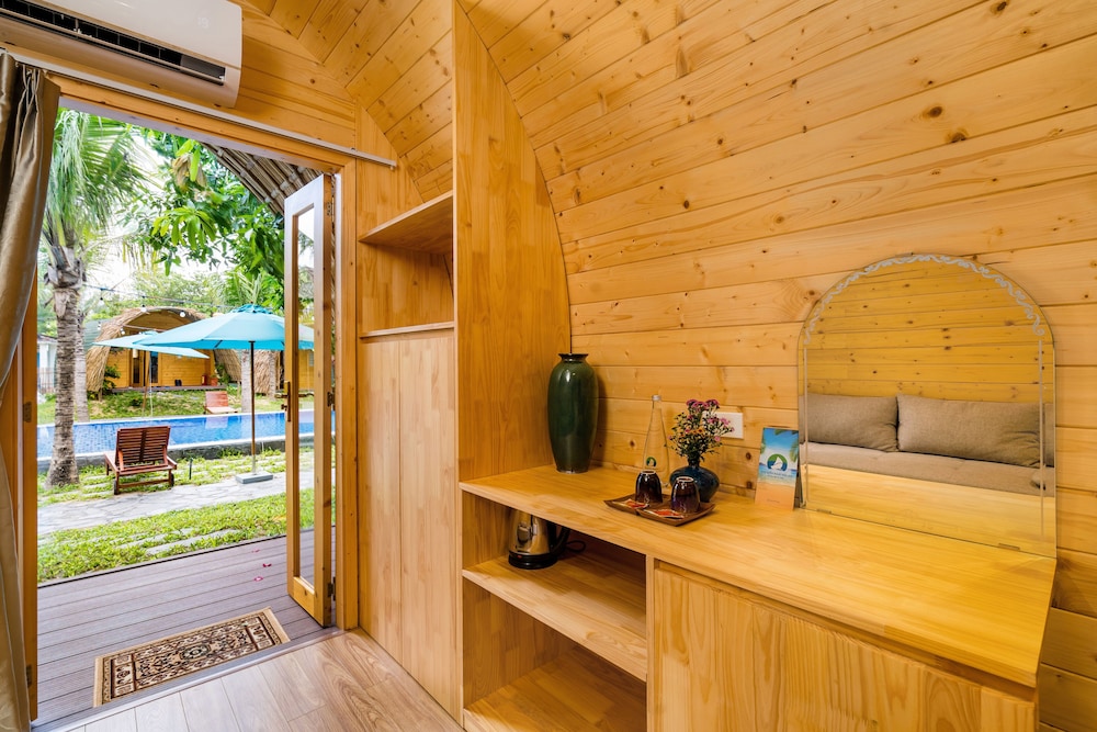 Panoramic Bungalow photo 2