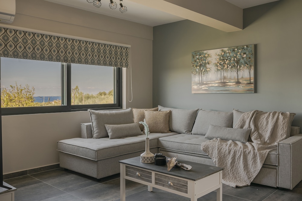 Premium Apartment, 2 Bedrooms, Balcony, Sea View