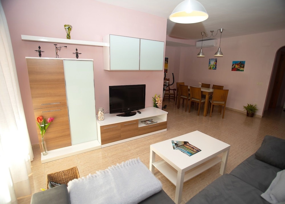 Dúplex Familiar, 3 Habitaciones, No Fumadores